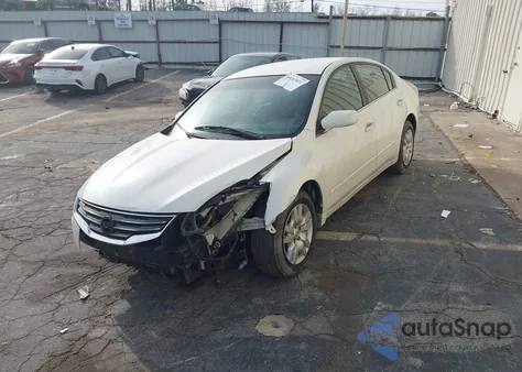 2010 Nissan Altima 2.5 S from USA, damaged, VIN 1N4AL2AP8AN440397